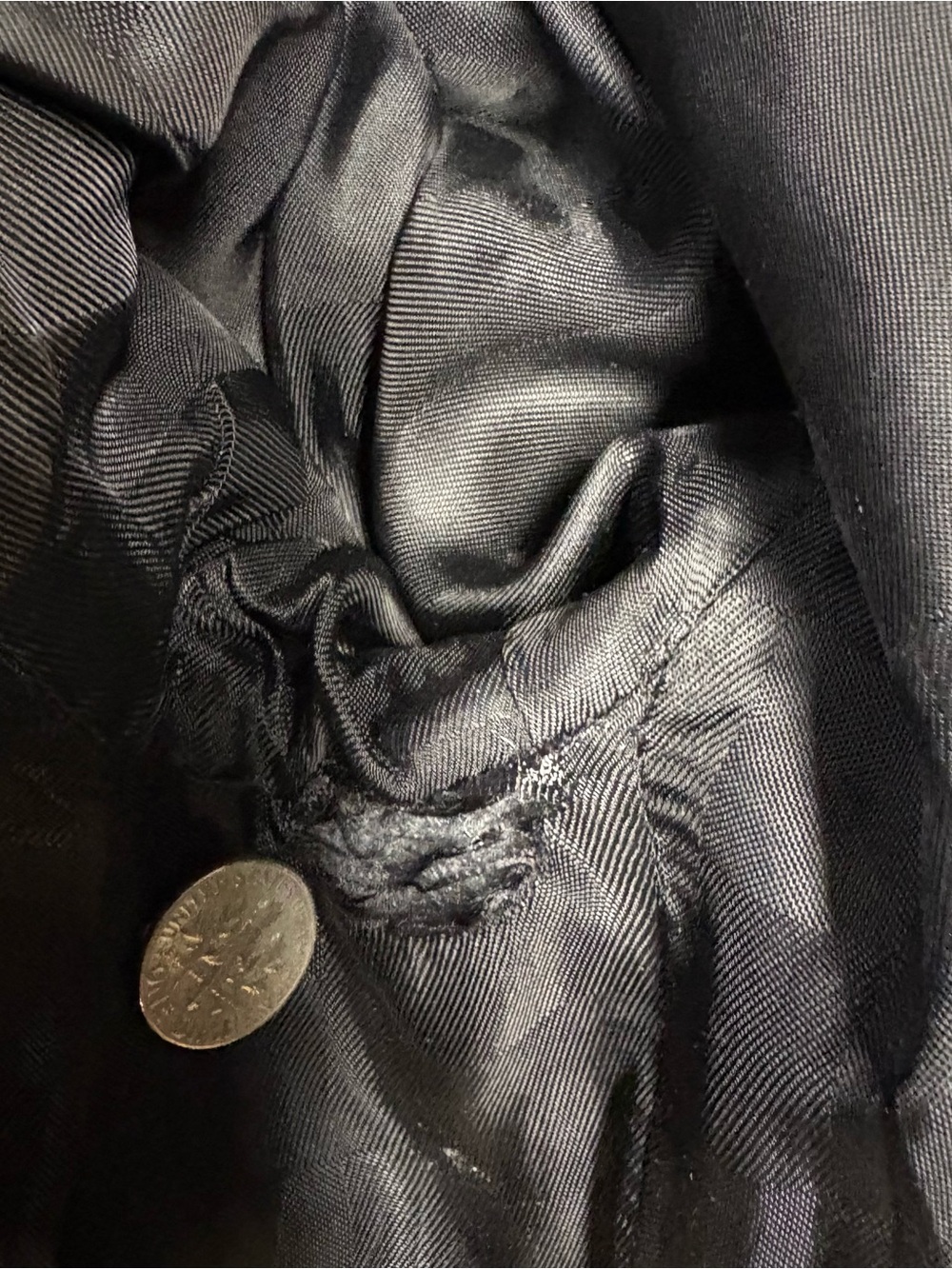 Burberry wool trench coat. - Picture 15 of 15